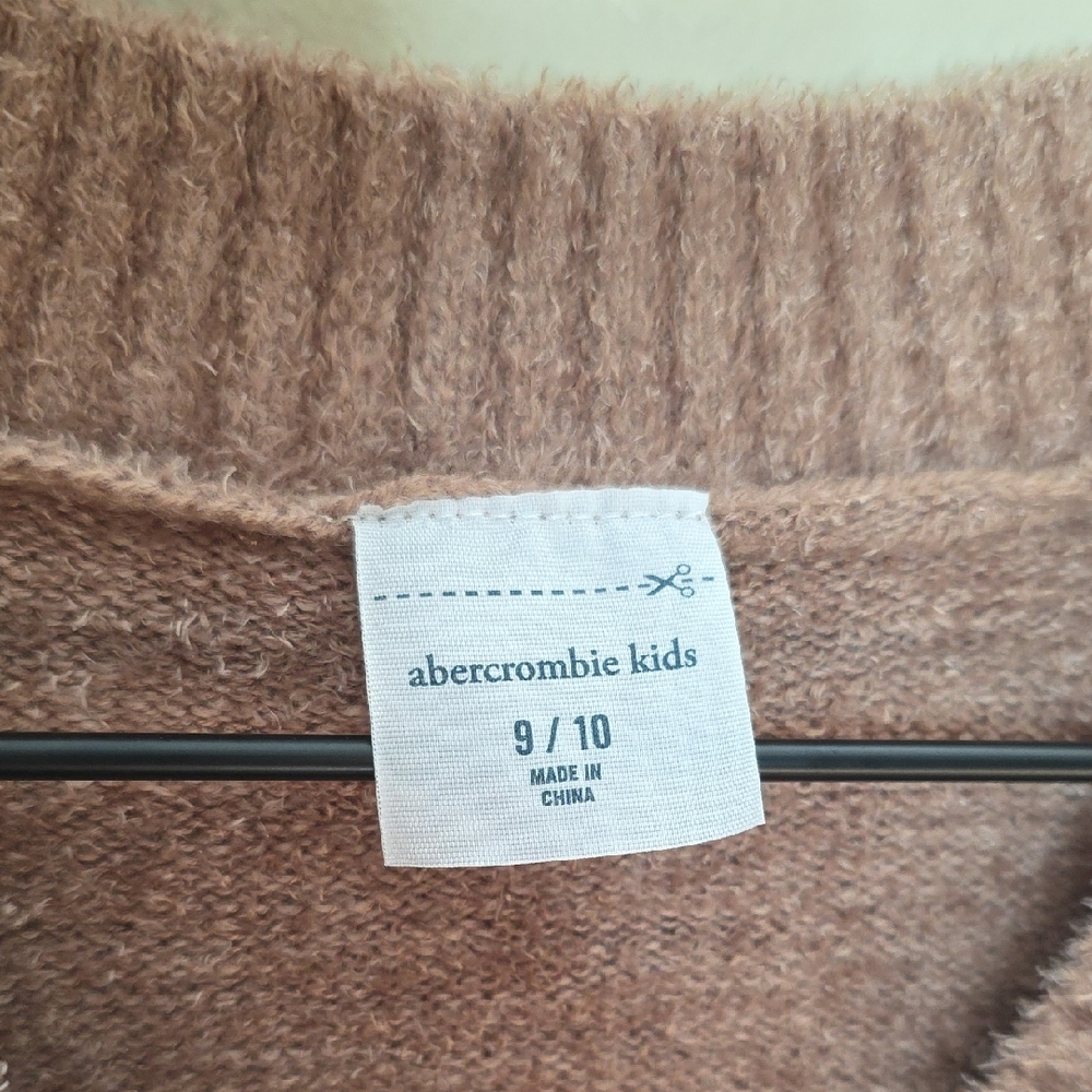 Abercrombie & Fitch Kids Soft Knit Button Front Cropped Brown Cardigan Girl 9/10 - Picture 4 of 11